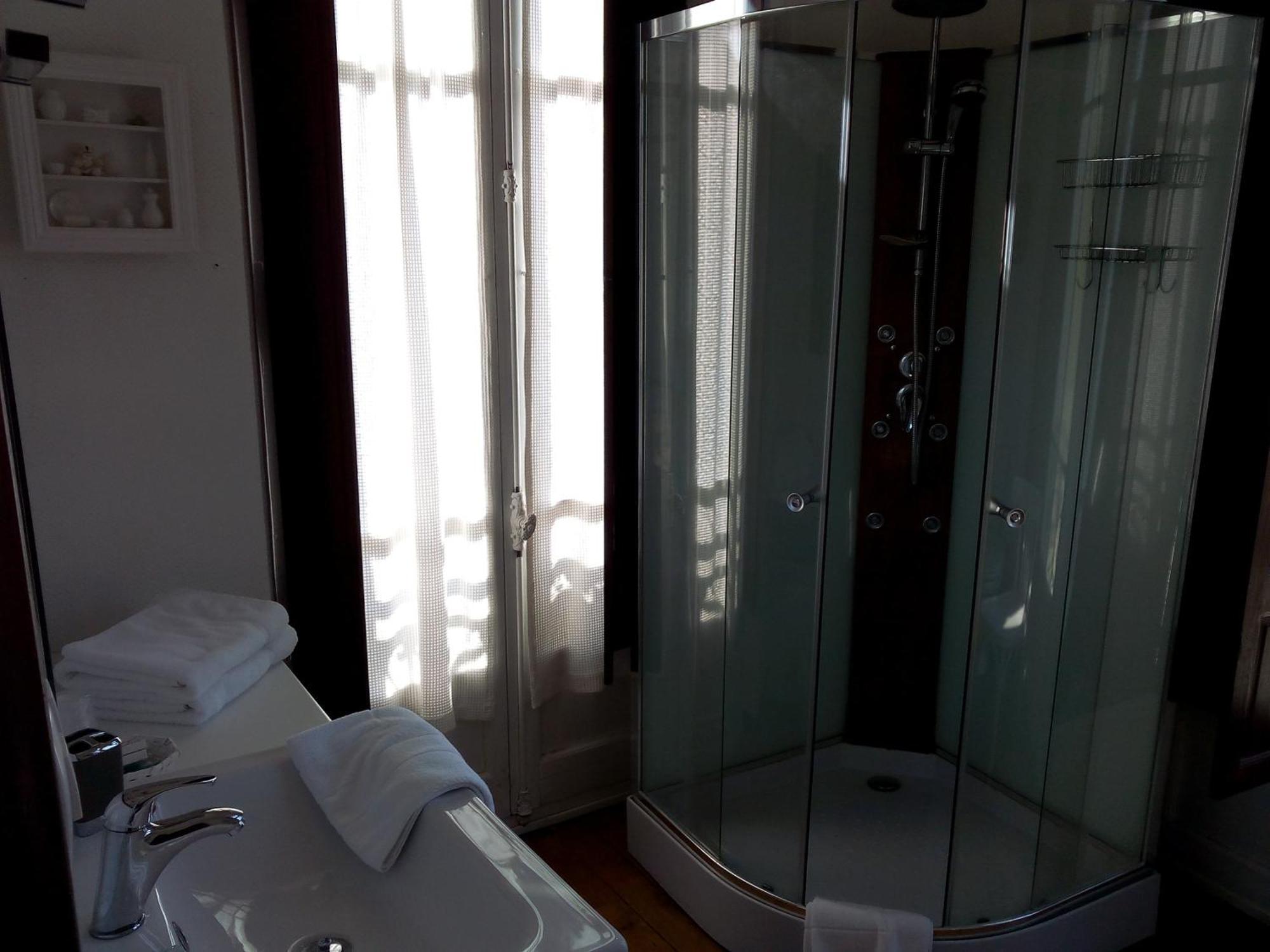 Bagnères-de-Luchon Castel De La Pique Bed & Breakfast エクステリア 写真